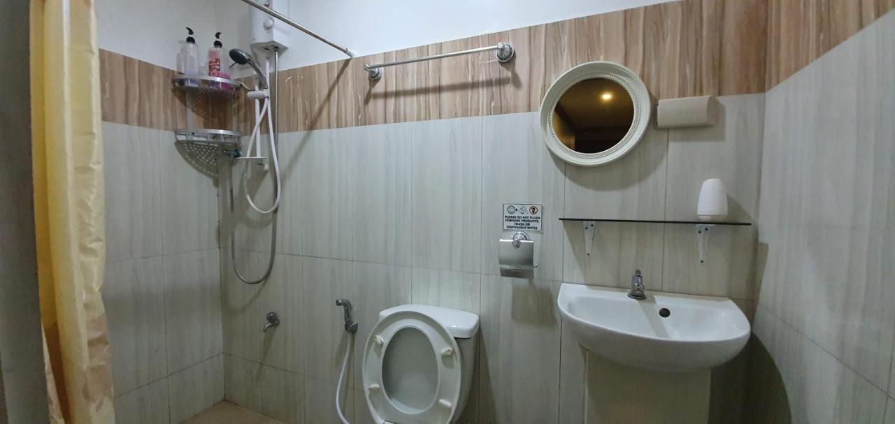 מלון Batac Casa Familya מראה חיצוני תמונה